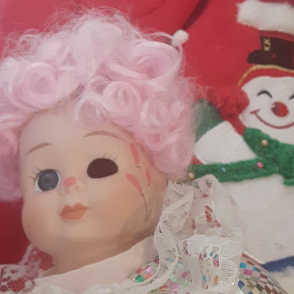 Ceramic doll pink collectible - Picture 5 of 6